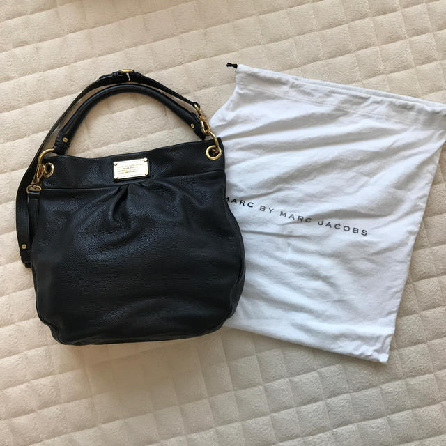 MARC BY MARC JACOBS バッグ　ブラック