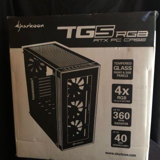 エイスース(ASUS)の未使用　sharkoon  TG5 RGB ATX PC case (デスクトップ型PC)