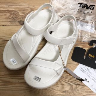 テバ(Teva)のTeva サンダル 25cm ホワイト(サンダル)