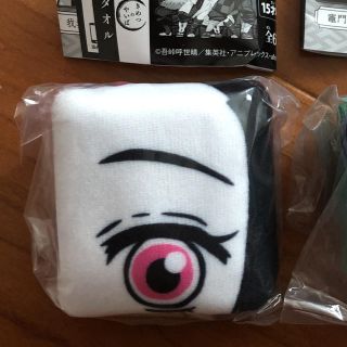 鬼滅の刃　ガチャガチャ　ミニタオル　竈門ねずこ(キャラクターグッズ)