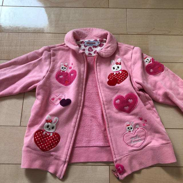 mikihouse(ミキハウス)のミキハウスうさこパーカー100サイズ キッズ/ベビー/マタニティのキッズ服女の子用(90cm~)(ジャケット/上着)の商品写真