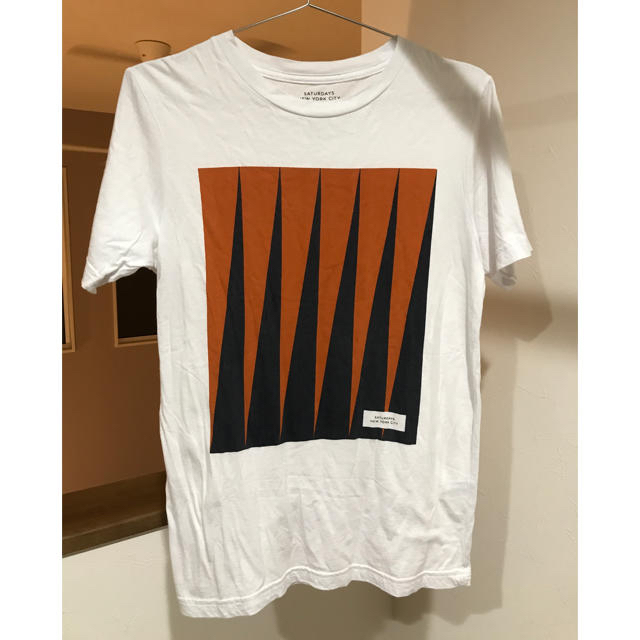 SATURDAYS SURF NYC(サタデーズサーフニューヨークシティー)のサタデーズサーフニューヨークシティー　Tシャツ メンズのトップス(Tシャツ/カットソー(半袖/袖なし))の商品写真