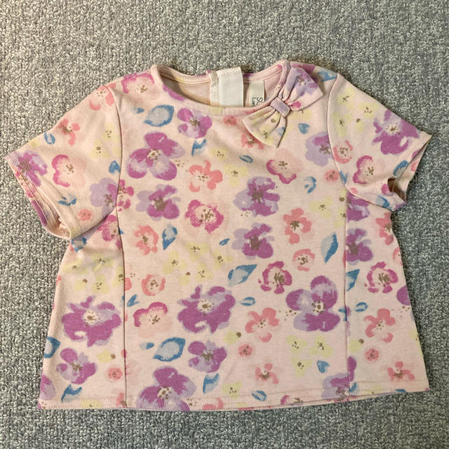 SunnyLandscape(サニーランドスケープ)のサニー　フラワー　100 キッズ/ベビー/マタニティのキッズ服男の子用(90cm~)(Tシャツ/カットソー)の商品写真