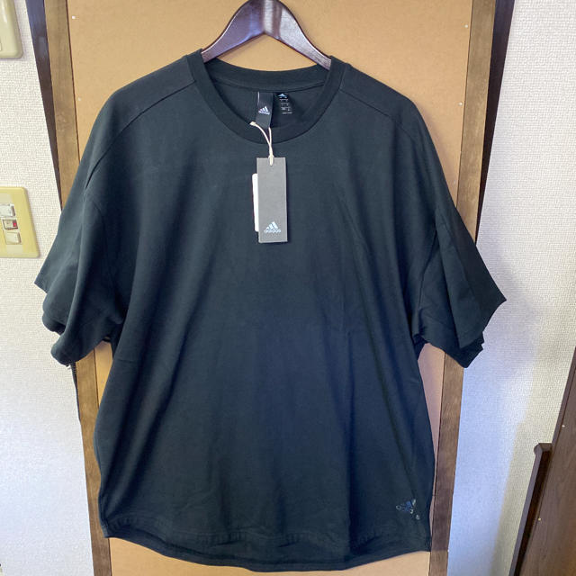 adidas(アディダス)の【新品】adidas ビッグサイズ バックプリントTシャツ 2XLサイズ メンズのトップス(Tシャツ/カットソー(半袖/袖なし))の商品写真