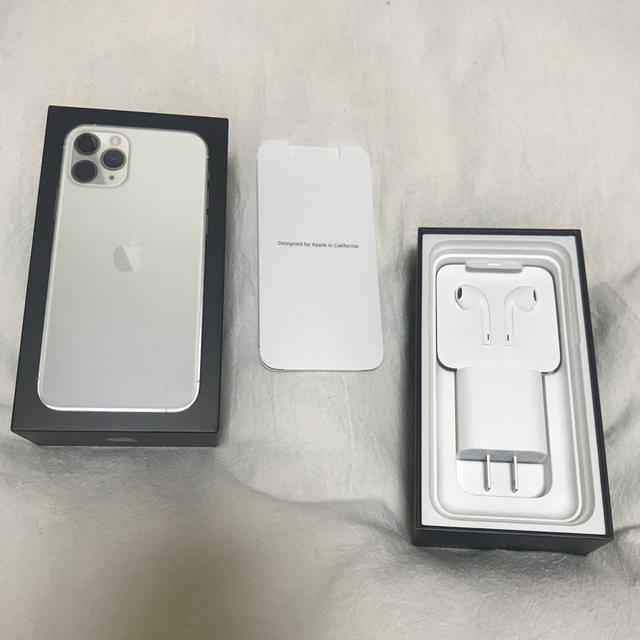 iPhone 11 Pro 64GB シルバー simフリー 美品