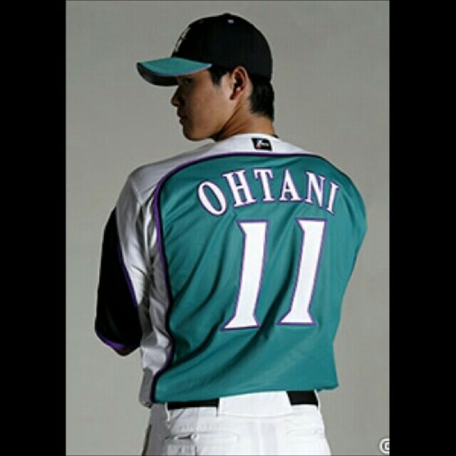 出色出色日本ハムファイターズ ユニフォーム 大谷翔平 応援グッズ