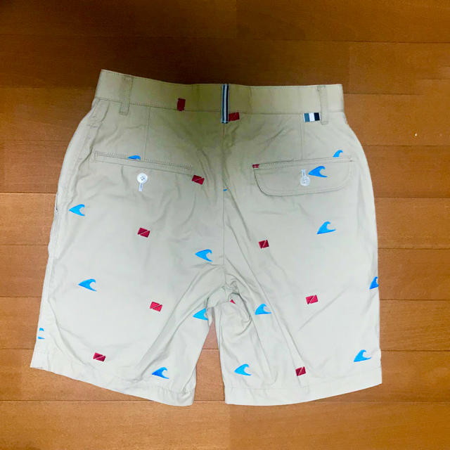 THOM BROWNE(トムブラウン)のTHOM GREY ショートパンツ メンズのパンツ(ショートパンツ)の商品写真