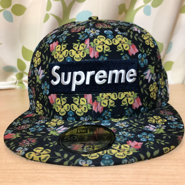 supreme 花柄キャップ