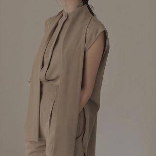 トゥモローランド(TOMORROWLAND)のlouren soft tie blouse 新品未使用(シャツ/ブラウス(長袖/七分))