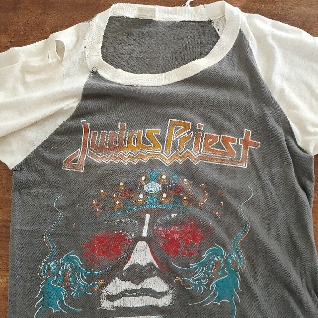 ヴィンテージ　70s ジューダスプリースト　Judas Priest Tシャツ メンズのトップス(Tシャツ/カットソー(七分/長袖))の商品写真