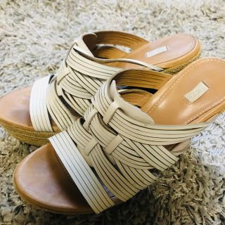 アグ(UGG)のUGG♡ウエッジソールサンダル(サンダル)