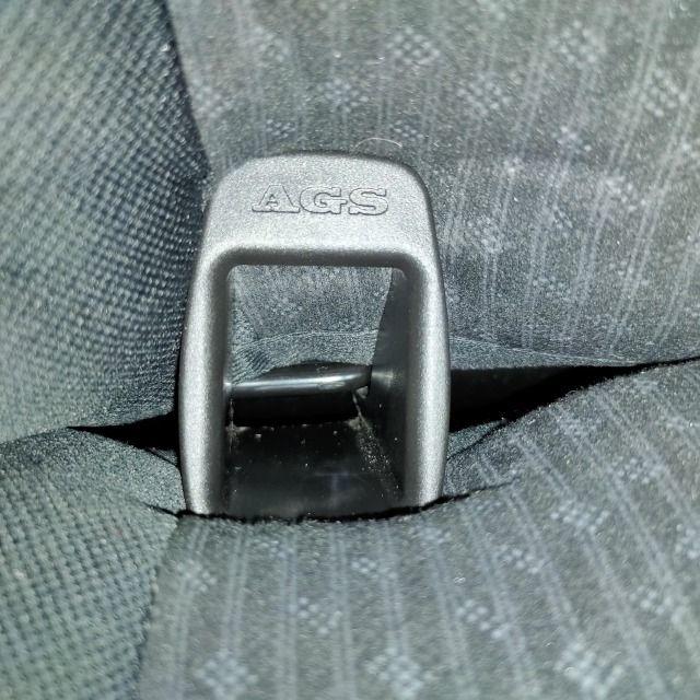 新品　コンビ 純正品 ISOFIX ガイドキャップ　ネルーム　クルムーヴ