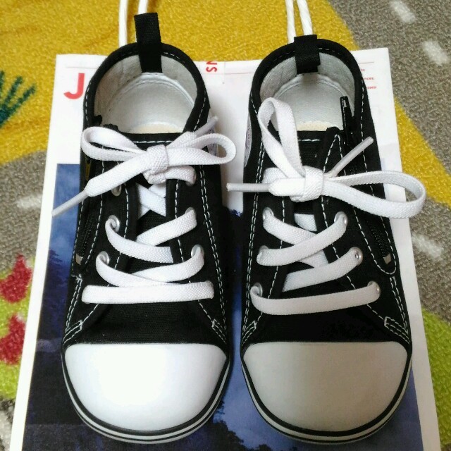 CONVERSE(コンバース)の美品★コンバース 15 スニーカー  キッズ/ベビー/マタニティのキッズ靴/シューズ(15cm~)(スニーカー)の商品写真