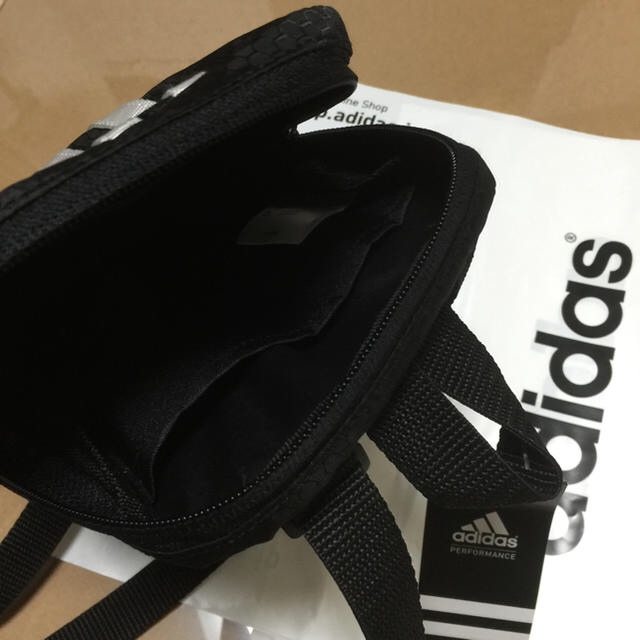 adidas(アディダス)の【専用】アディダスショルダーバッグ ⑦ メンズのバッグ(ショルダーバッグ)の商品写真