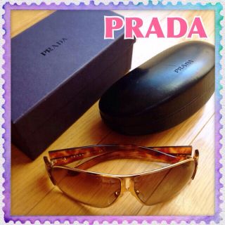 プラダ(PRADA)のぷにぷに様☆PRADAサングラス☆中古☆(サングラス/メガネ)