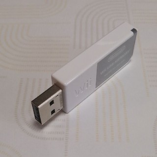 ウィー(Wii)のWii用USBメモリー 16GB RVL-035(その他)