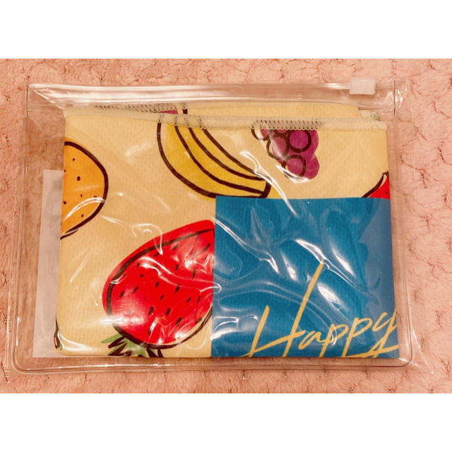 【新品未開封】TWICE HAPPYHAPPY クールタオル エンタメ/ホビーのタレントグッズ(アイドルグッズ)の商品写真