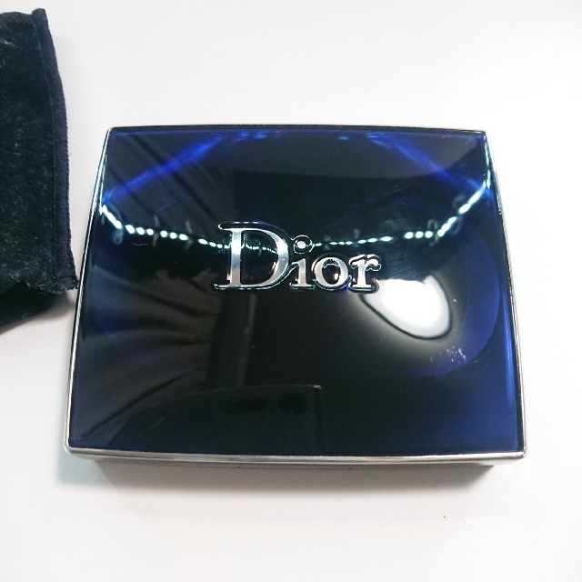 Dior(ディオール)のDior＊サンククルール アイシャドウ 909 コスメ/美容のベースメイク/化粧品(アイシャドウ)の商品写真