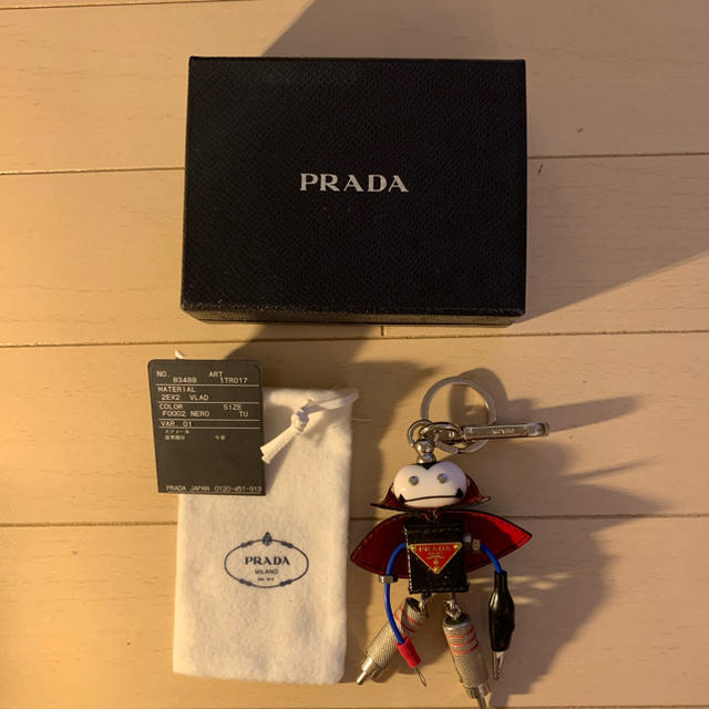 PRADA キーリング　トリックロボット