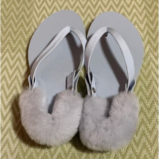 アグ(UGG)のUGG ファーサンダル(サンダル)