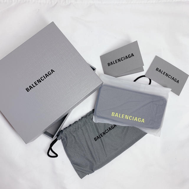 Balenciaga(バレンシアガ)の.N.様専用 スマホ/家電/カメラのスマホアクセサリー(iPhoneケース)の商品写真