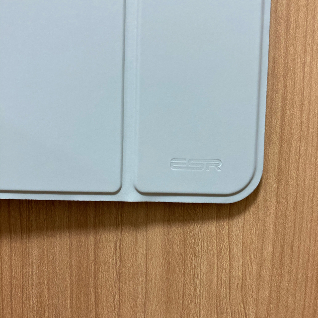 iPad(アイパッド)のESR iPad pro 11 2018 マグネット吸着式ケース スマホ/家電/カメラのスマホアクセサリー(iPadケース)の商品写真