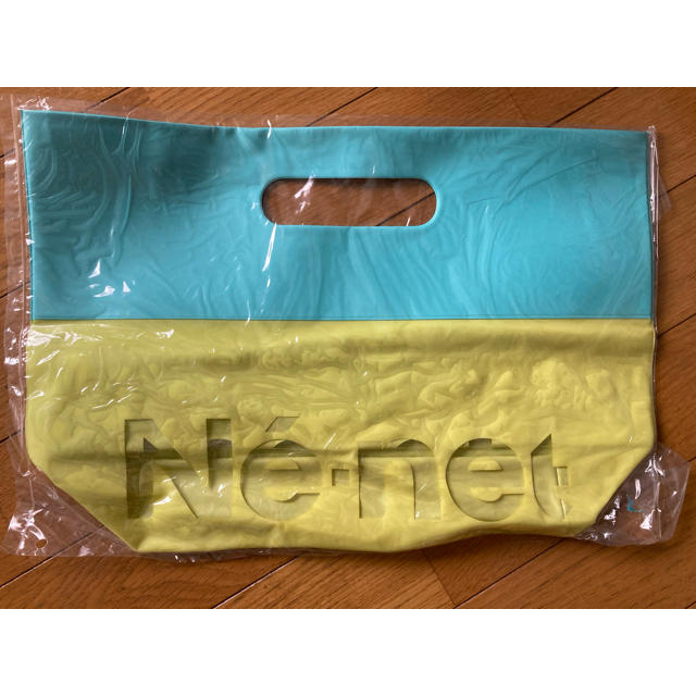 Ne-net(ネネット)のネネット ビニールバッグ 夏 爽やか レディースのバッグ(ハンドバッグ)の商品写真