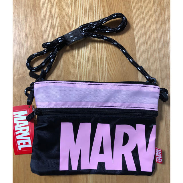 MARVEL(マーベル)のリバーシブル サコッシュ マーベル　ピンク　ミントグリーン　ショルダーバッグ メンズのバッグ(ショルダーバッグ)の商品写真