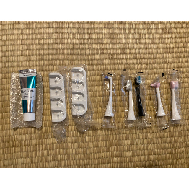 Panasonic(パナソニック)のyasu-ku様専用　パナソニックDoltz EW-DP51 音波電動歯ブラシ  スマホ/家電/カメラの美容/健康(電動歯ブラシ)の商品写真