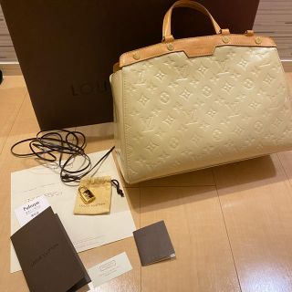 ルイヴィトン(LOUIS VUITTON)の【ショルダー未使用】LOUIS VUITTON ヴェルニ ブレアMM(ハンドバッグ)