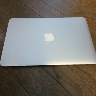 マック(Mac (Apple))のMacBook Air 11インチ Mid 2012  8GBメモリ(ノートPC)