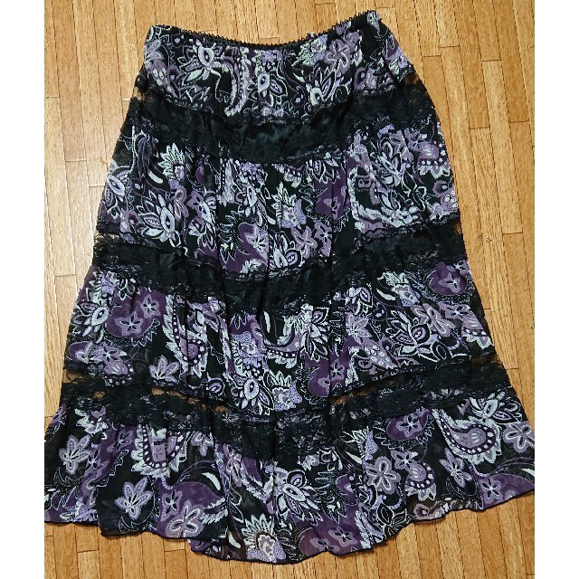 ペイズリー柄のスカート レディースのスカート(ひざ丈スカート)の商品写真