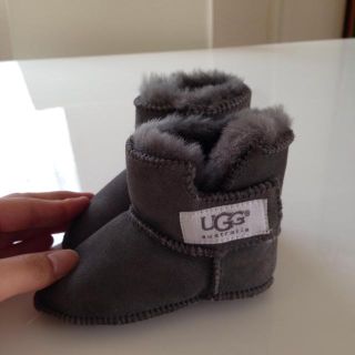 アグ(UGG)の新品未使用 ベビーUGG(その他)