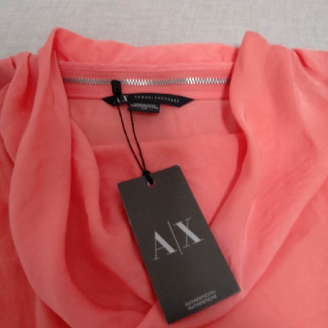 ARMANI EXCHANGE(アルマーニエクスチェンジ)の新品タグ付きARMANI EXCHANGEトップス レディースのトップス(Tシャツ(半袖/袖なし))の商品写真