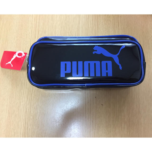 PUMA(プーマ)のPUMA プーマ 筆箱 ペンケース 新品未使用 インテリア/住まい/日用品の文房具(ペンケース/筆箱)の商品写真