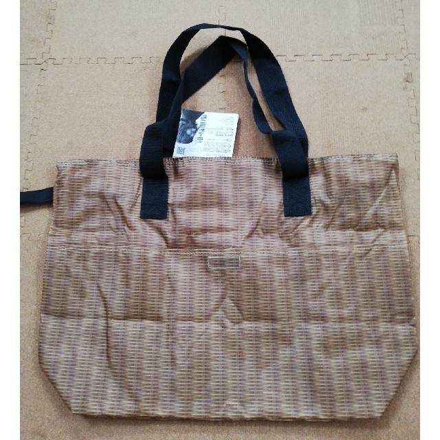 しまむら(シマムラ)のプチプラのあや　折り畳みエコバッグ　バスケット柄　新品タグ付　送料無料 レディースのバッグ(エコバッグ)の商品写真