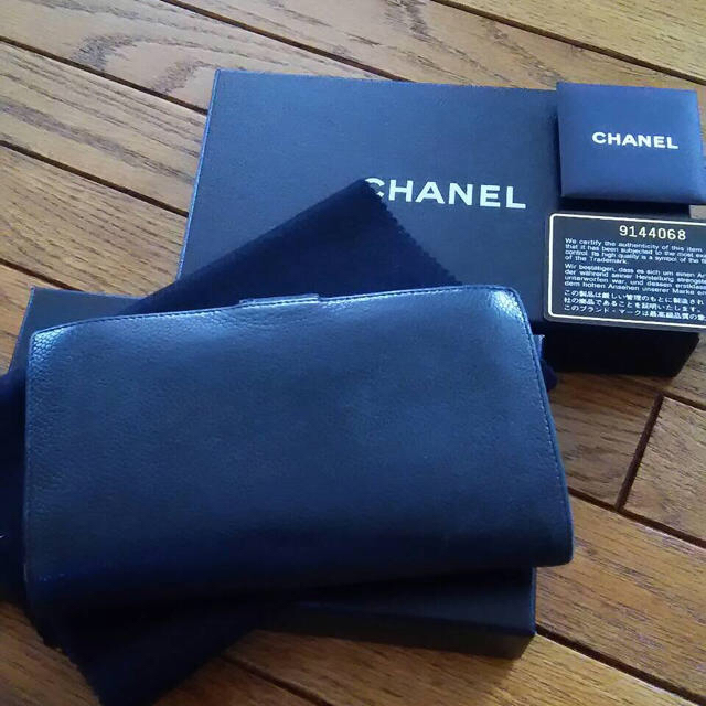 CHANEL(シャネル)のギャランティ付 CHANEL 財布 レディースのファッション小物(財布)の商品写真