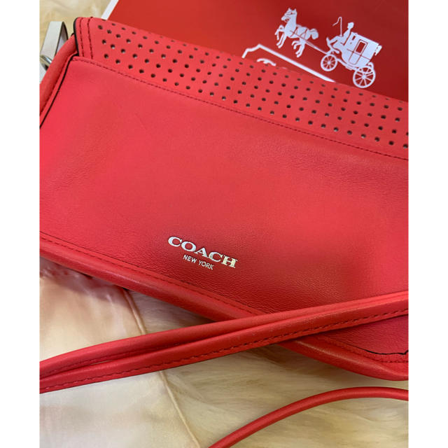 COACH(コーチ)のコーチ　ショルダー美品 レディースのバッグ(ショルダーバッグ)の商品写真