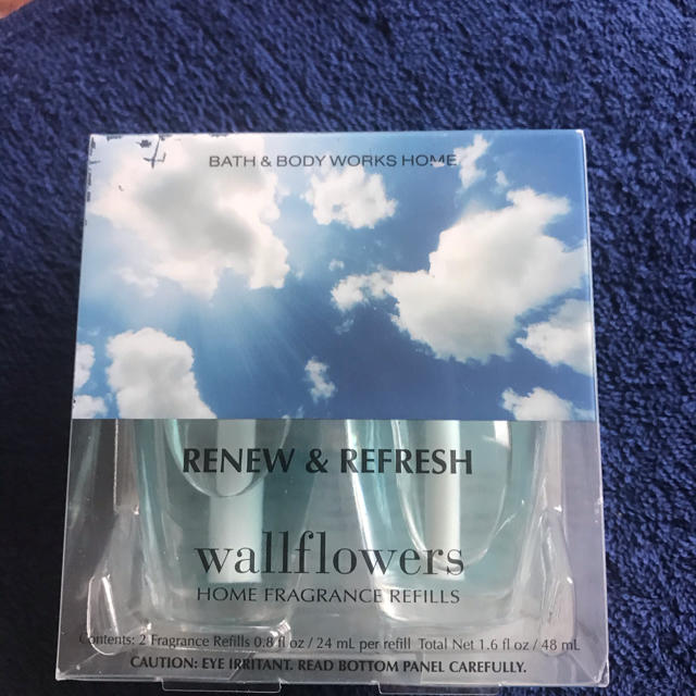 Bath & Body Works(バスアンドボディーワークス)のBath&BodyWorks Wallflowers　ウォールフレグランス　芳香 コスメ/美容のリラクゼーション(お香/香炉)の商品写真