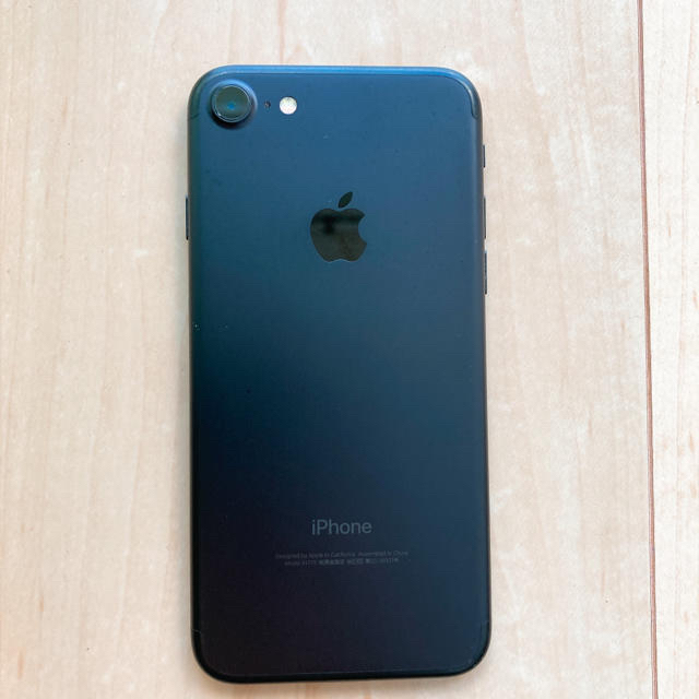 美品 iPhone 7 Black 128 GB Softbank