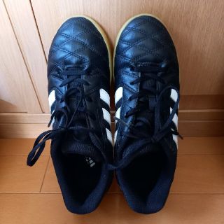 アディダス(adidas)のスニーカー(スニーカー)