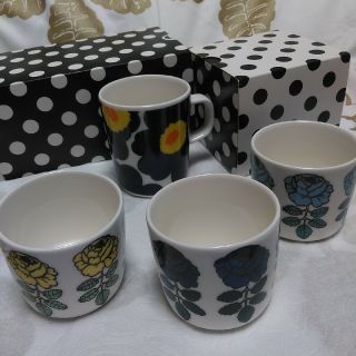 マリメッコ(marimekko)のマリメッコ　ヴィヒキルース　ラテマグ　３客(グラス/カップ)