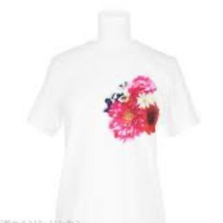 COMME des GARCONS(Tシャツ(半袖/袖なし))のフリマアイテム一覧 COMME des GARCONS(Tシャツ(半袖/袖なし))のフリマアイテム一覧