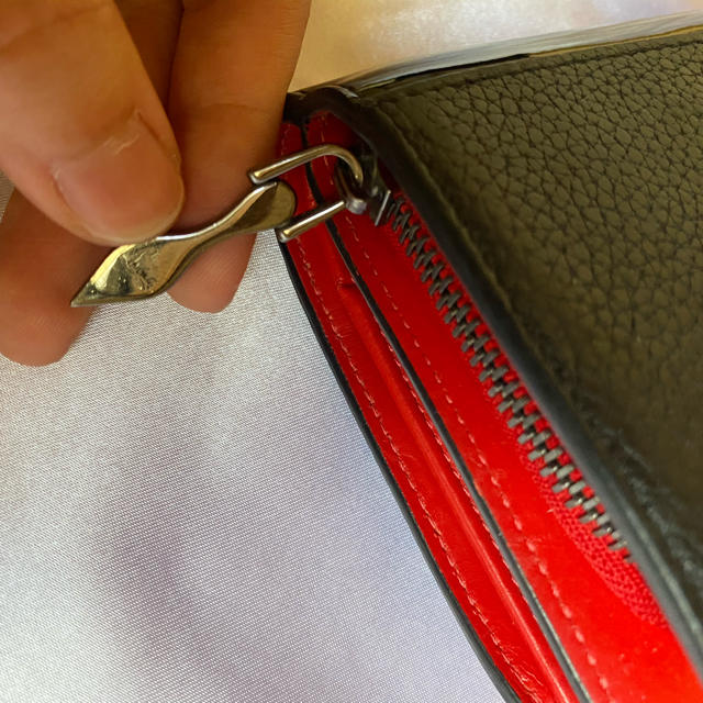 Christian Louboutin(クリスチャンルブタン)のクリスチャンルブタン　折り財布　ブラック レディースのファッション小物(財布)の商品写真