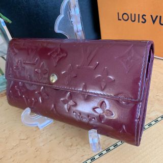 ルイヴィトン(LOUIS VUITTON)の最終値下げ！ルイヴィトン ヴェルニ 長財布 赤紫(財布)