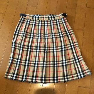 バーバリー(BURBERRY)のレディーススカート(ひざ丈スカート)