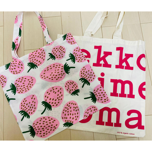 marimekko(マリメッコ)のマリメッコ　marimekko ピンク　マンシッカ　ハンドメイドトートバッグ レディースのバッグ(トートバッグ)の商品写真