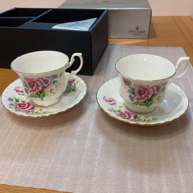 【新品未使用】ROYAL ALBERT カップ&ソーサ　2脚セット 2