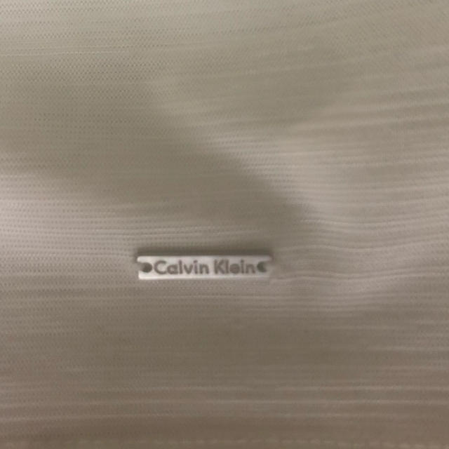 Calvin Klein(カルバンクライン)のカルバンクライン　Vネック Tシャツ メンズのトップス(Tシャツ/カットソー(半袖/袖なし))の商品写真