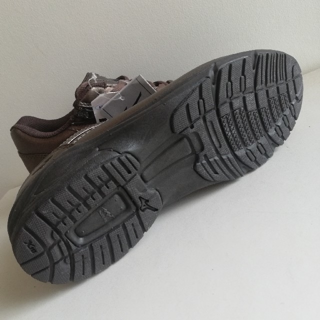 MIZUNO(ミズノ)の新品!!MIZUNO ミズノ ウォーキングシューズ 22.5cm レディースの靴/シューズ(スニーカー)の商品写真